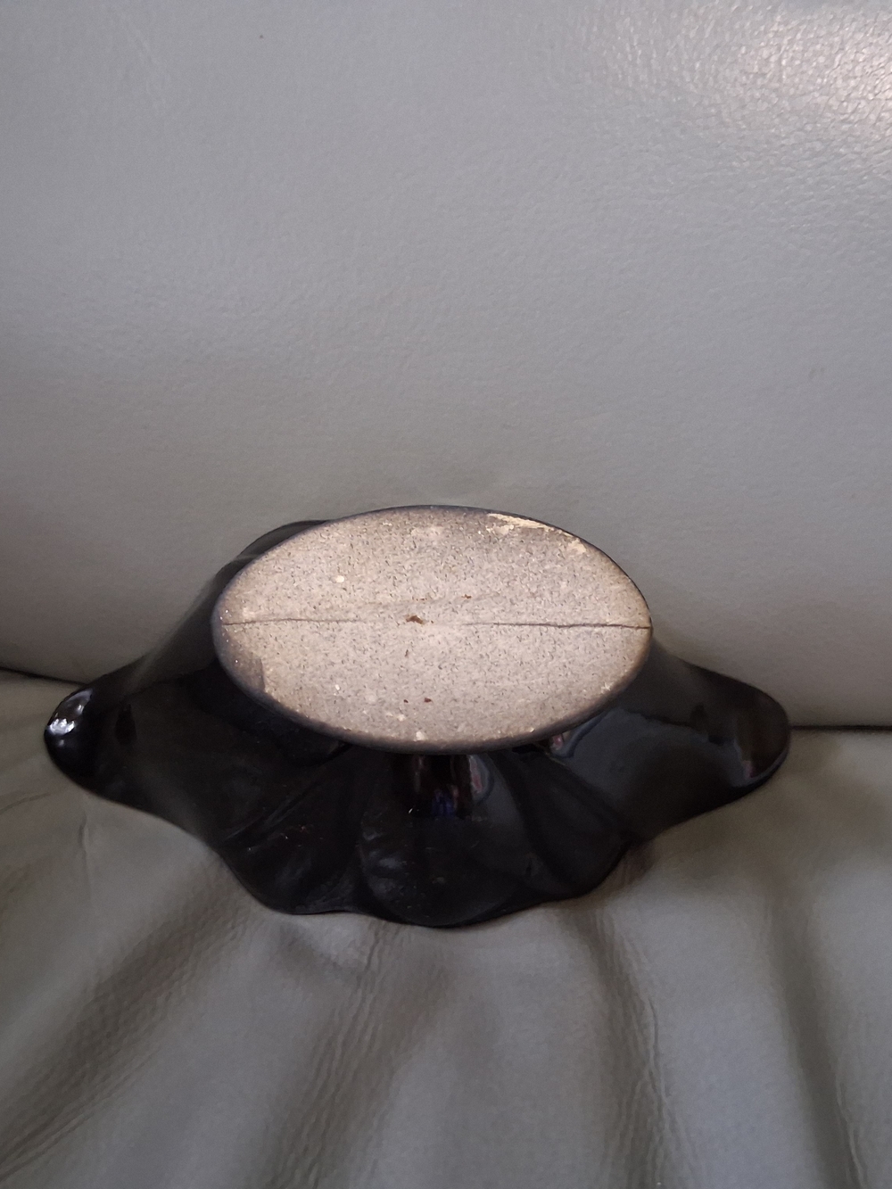 Vintage Console Planter - Picture 9 of 9